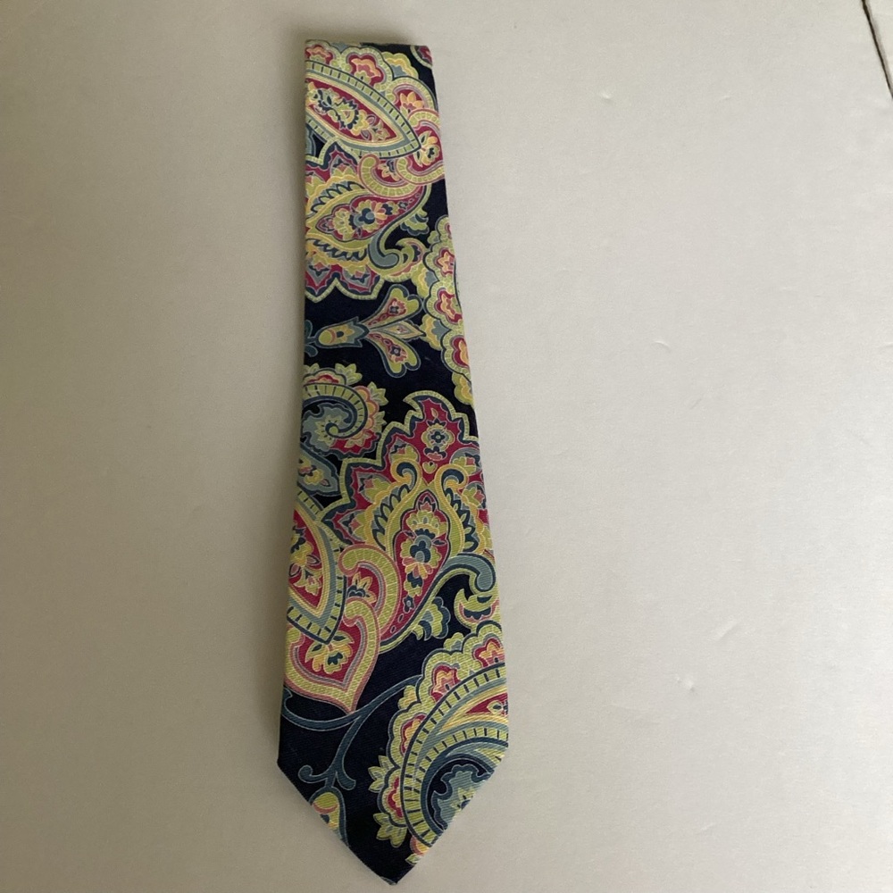 Peter Millar Tie Paisley Multi Color Hand Finished Linen Silk Blend Preppy